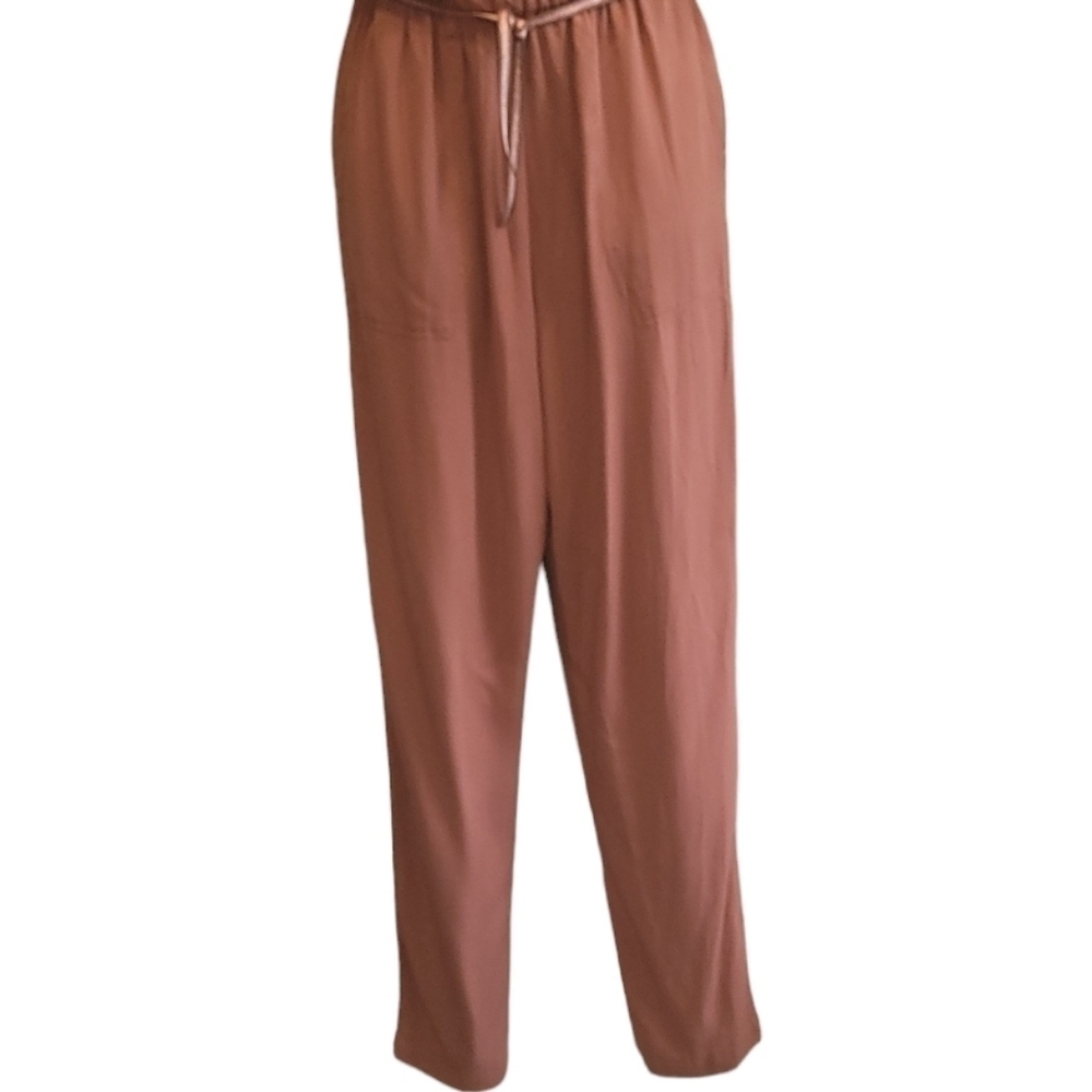 Spaghetti Strap Jumpsuit with Pockets and adjustable straps - Picture 5 of 8